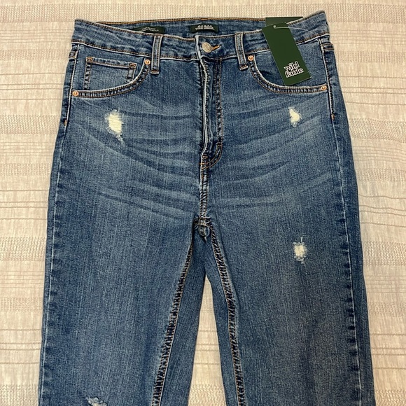 NWT Wild Fable women’s blue jeans. Highest rise skinny. Size 8 - Picture 1 of 6